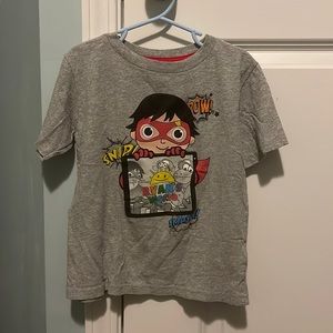 Ryan’s World T-Shirt Size 5T
